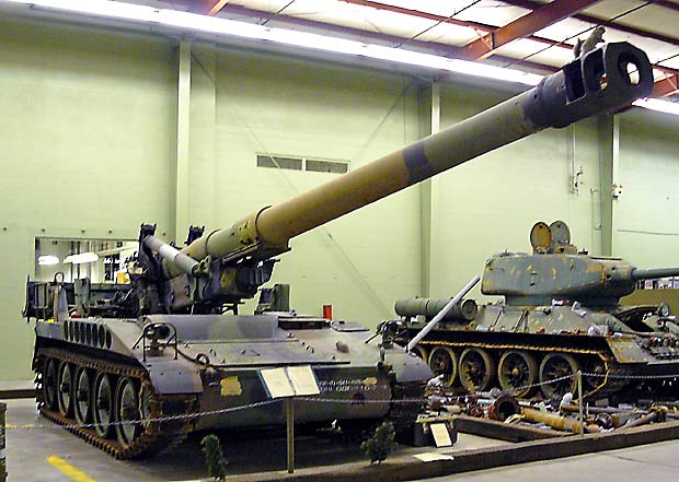 01M110A1SelfPropelledHowitz