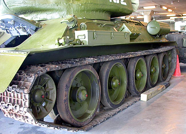 13 T-34/85 Medium Tank Tracks