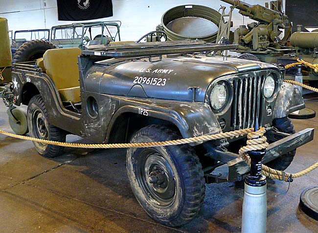 17 Willys M38A1 Jeep