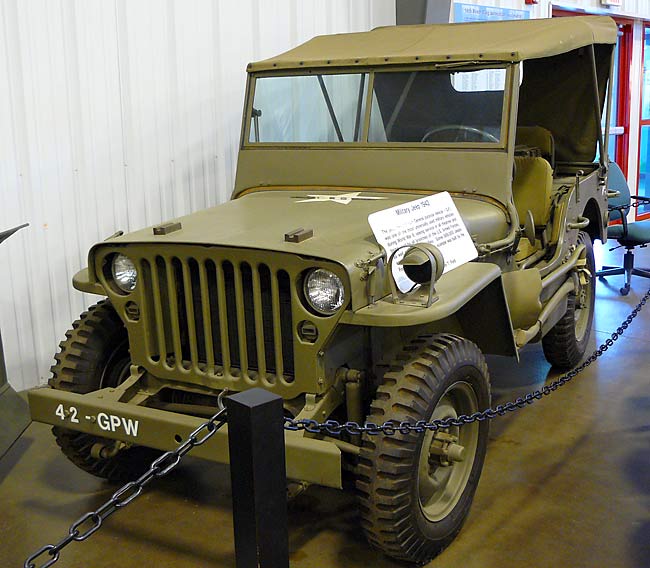 01 WWII Ford Jeep