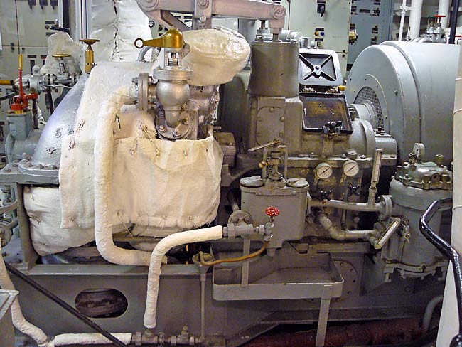 28 Steam Turbo Generator