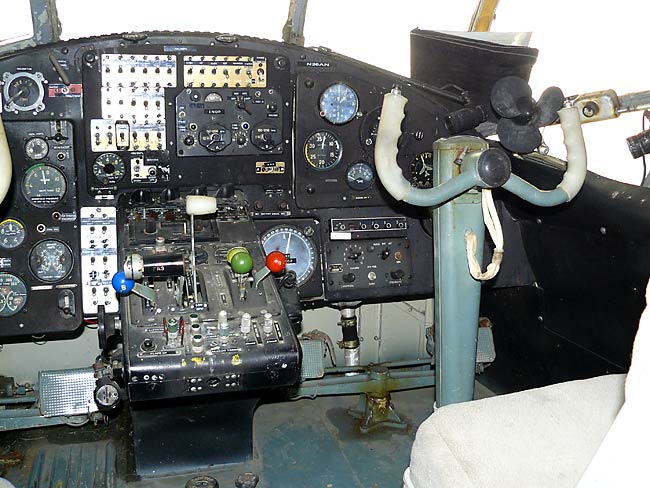 23AntonovAn2Cockpit