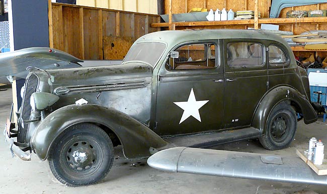 02PlymouthSedan1936