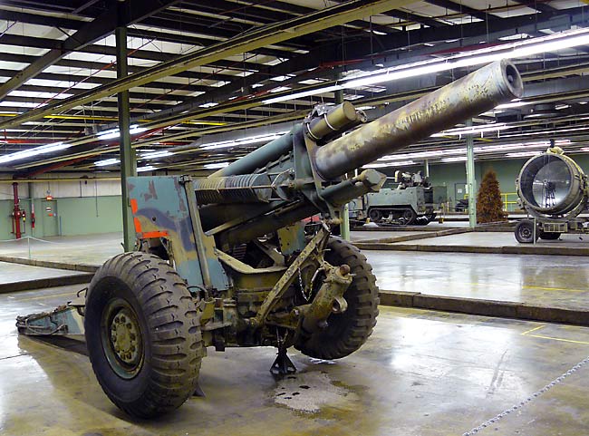 13USM114155mmHowitzer