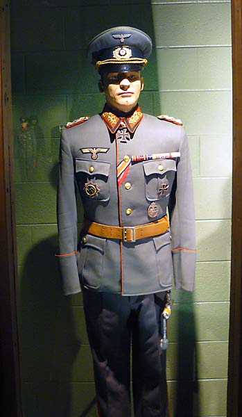 54GermanGeneralsUniform