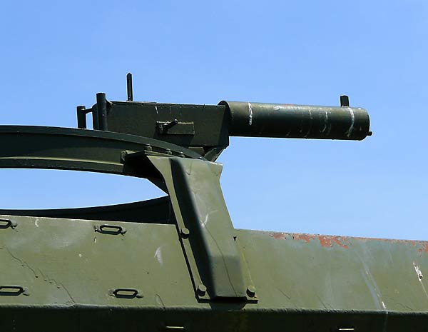 04GreyhoundM8MachineGun