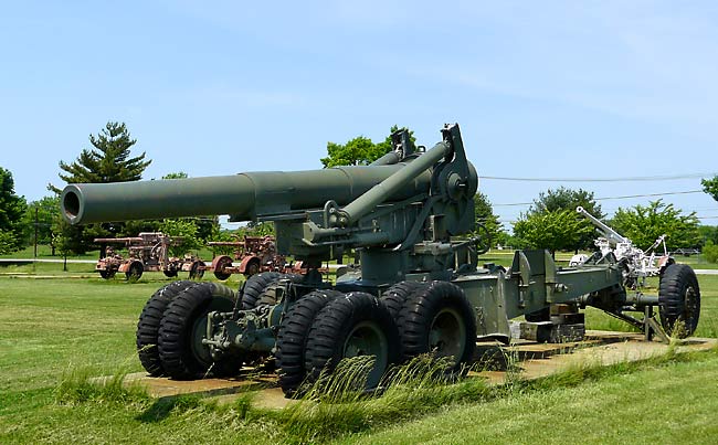 01M1158inchFieldHowitzer