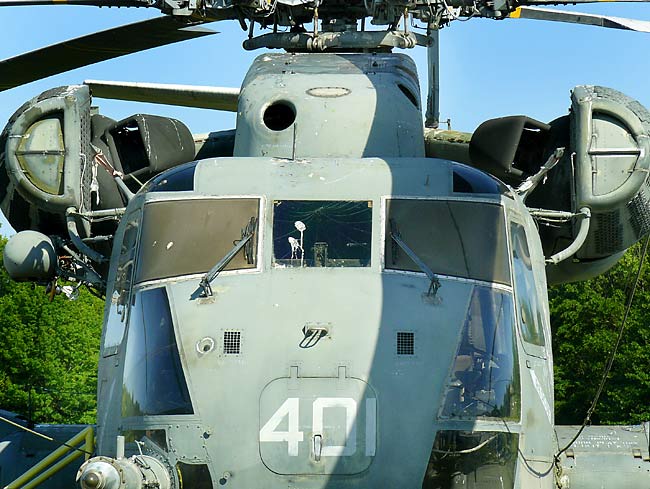 32SikorskyRH53DSeaStallion