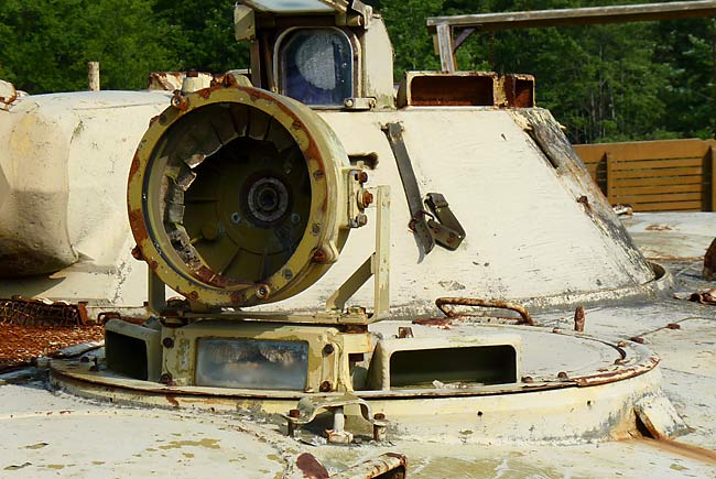 17BMP1APCFloodlight