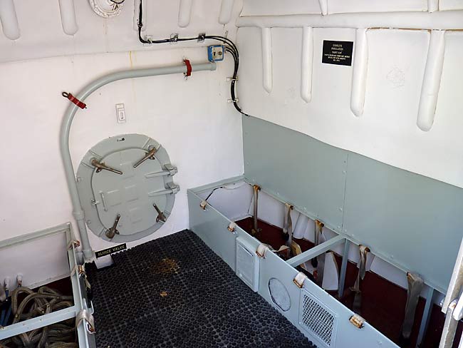 19CoastGuardMotorLifeboatInterior