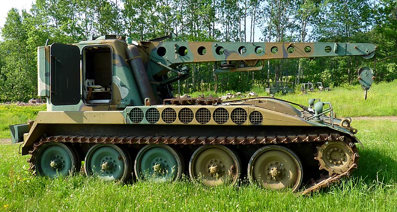 16M578ArmoredWreckerRecoveryVehicle