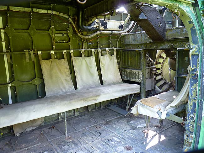 16SikorskyUH34HelicopterInterior