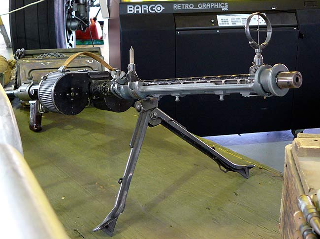 16GermanMG15MachineGun