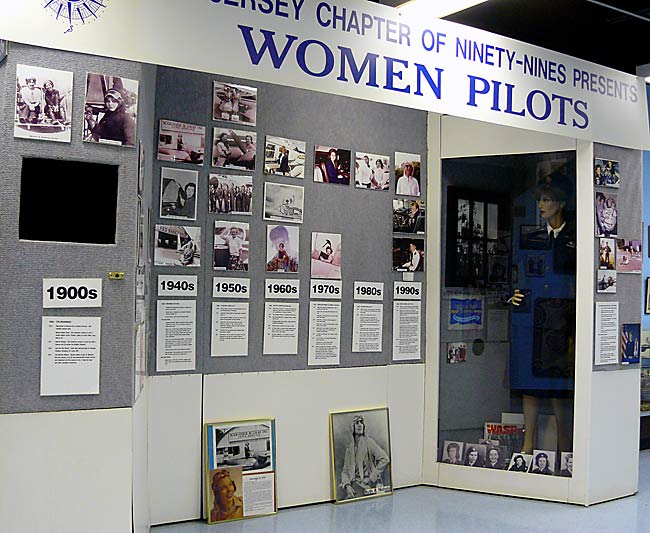 43WomenInAviation