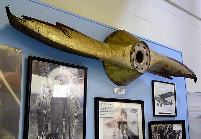 46 Trimotor America Propeller