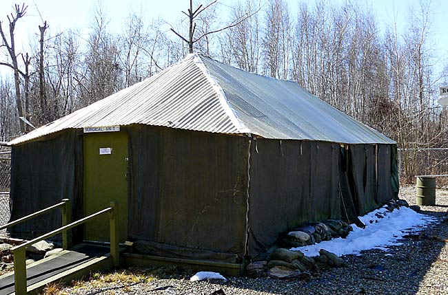 02MASHTent