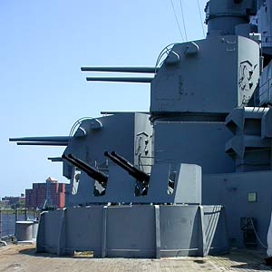 Battleship Massachusetts 5 Inch and 40mm Guns