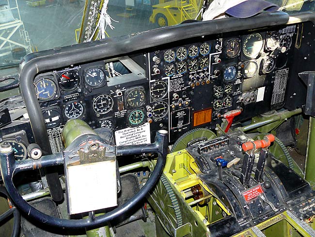 03BoeingC97Cockpit