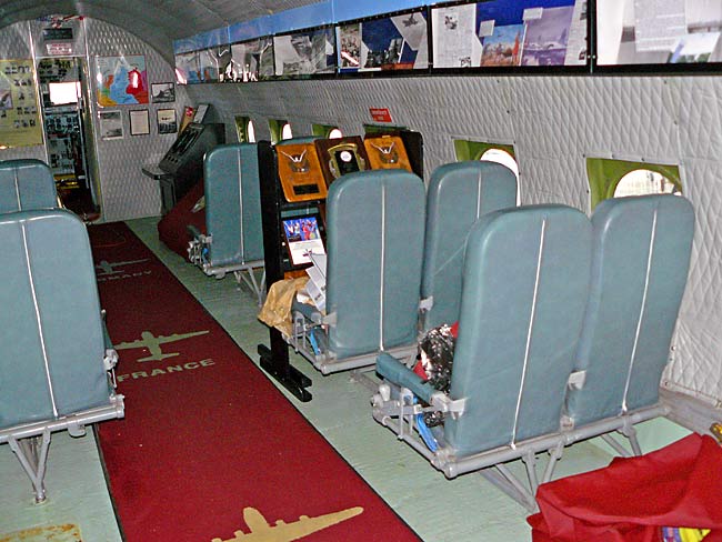 01DouglasC54Interior