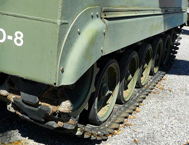 06M84APCTankTracks