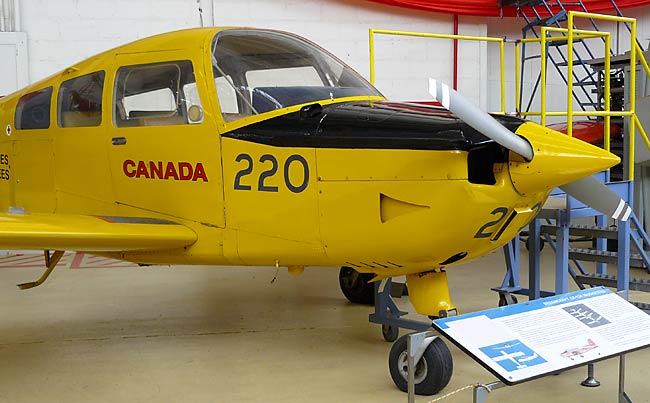 02BeechcraftCT134Musketeer