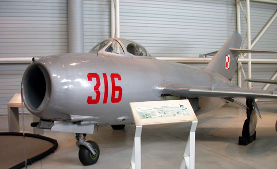 33MiG-15