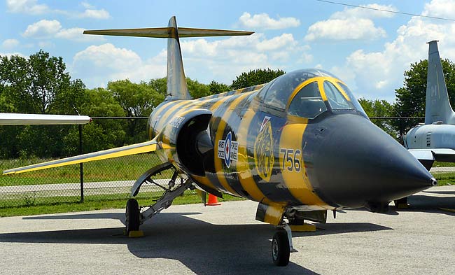 04CanadairCF104Starfighter