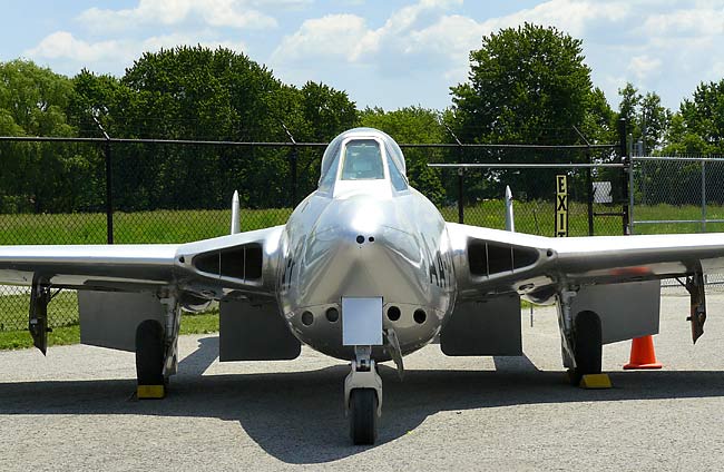 03DeHavillandVampire