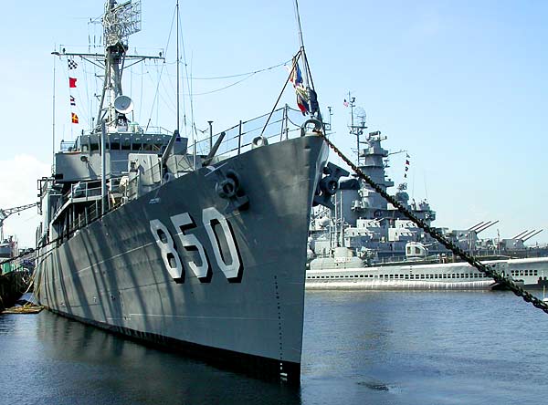 Destroyer USS Joesph P. Kennedy DD-850