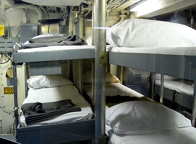 06USSBarryCrewsBunks