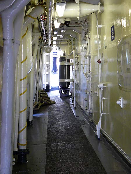 02USSBarryPassageway