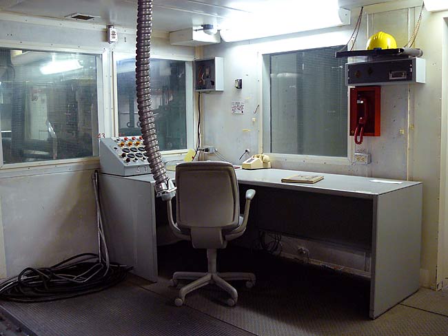 11GeneratorControlRoom