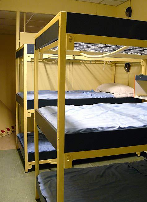 06BunkBeds