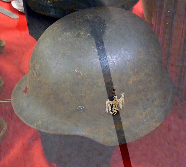 16GermanWWIIHelmet