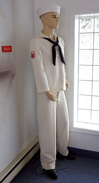 05SailorsUniform