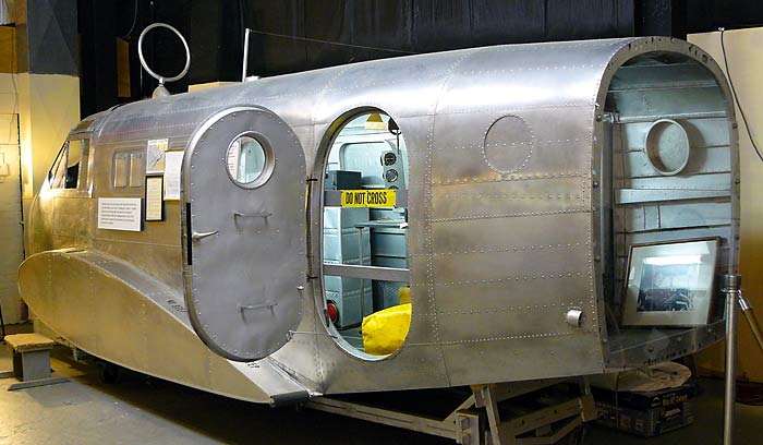 01Lockheed10ElectraFuselage