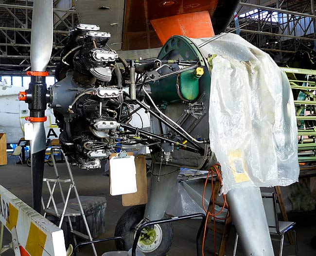 01BoeingStearmanPT17Restoration