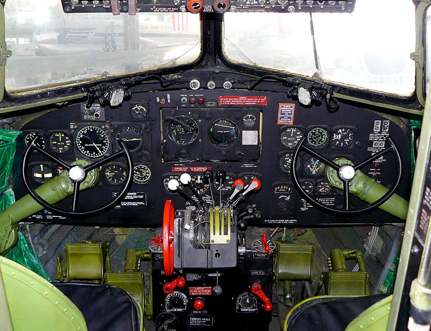 29C47Cockpit