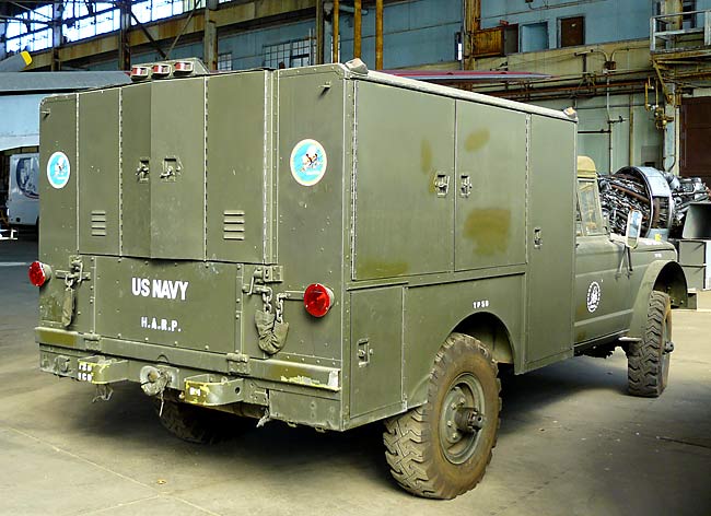 06KaiserJeepM724Welder