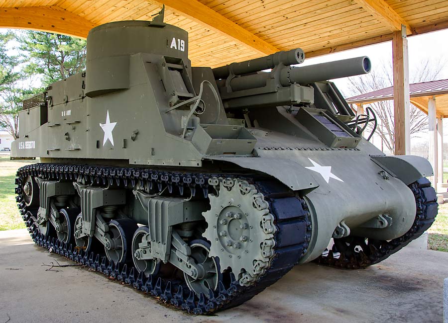 07M7Priest105mmHowitzer