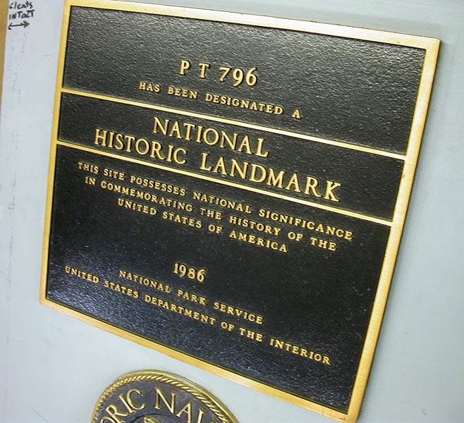 01Plaque