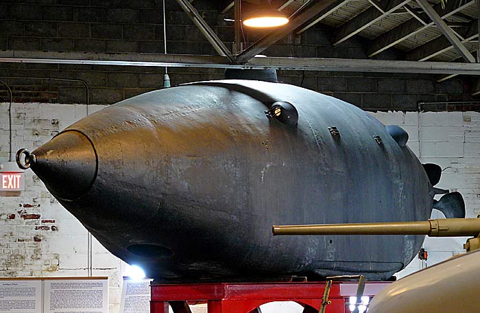 26 Intelligent Whale Submarine