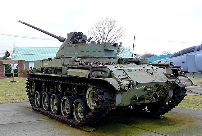 02M42DusterTank