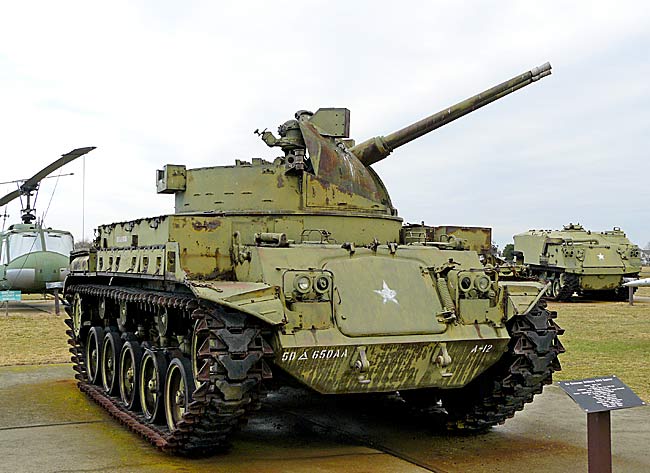 04M42DusterTankFront