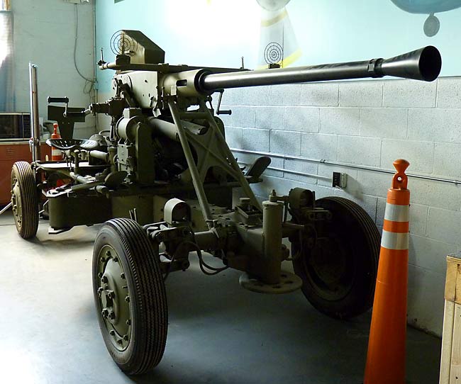 07Bofors40mmCannon