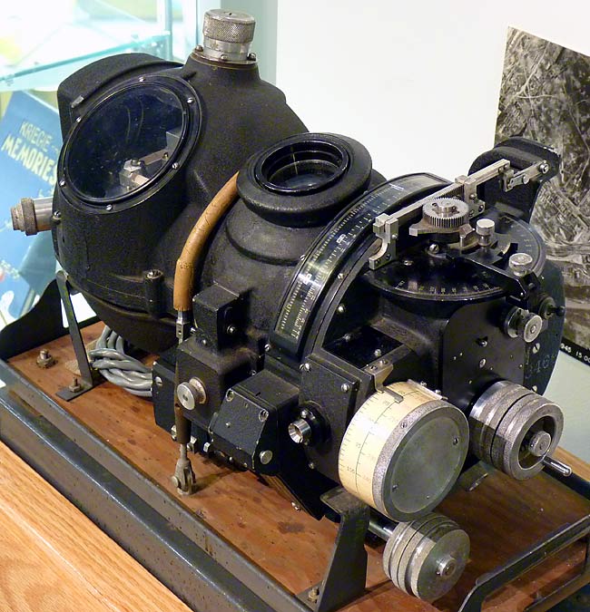 04NordenBombsight