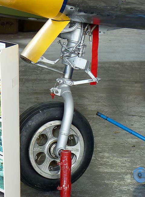 07F86DNoseGear