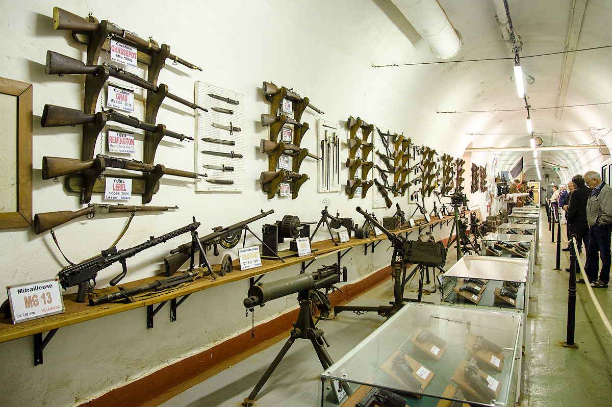 08MaginotLineSmallArmsMuseum