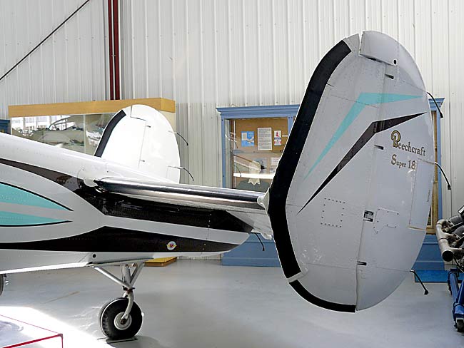 04BeechcraftSuper18Tail