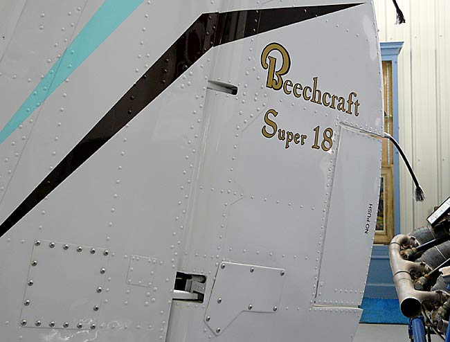 05BeechcraftSuper18Tail